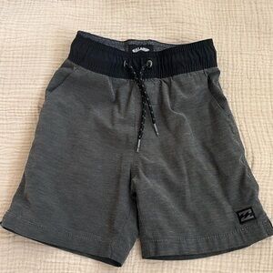Billabong boys short